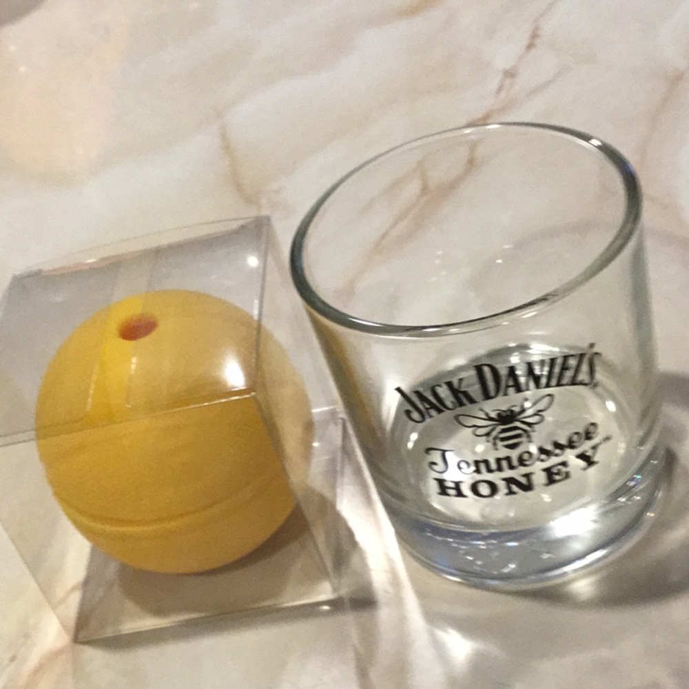 Jack Daniels Honey Ice Mould And Whiskey Glass